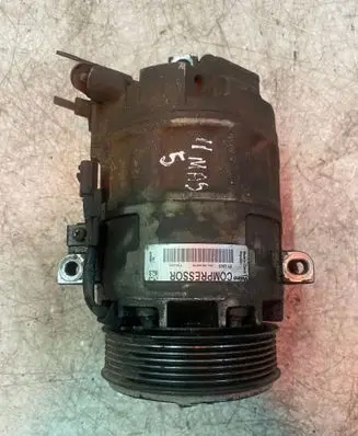 Renault Master III Air conditioning (A/C) compressor (pump) 813265