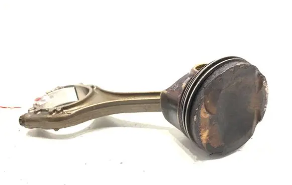 Volkswagen Golf VIII Piston with connecting rod DPB04ECP