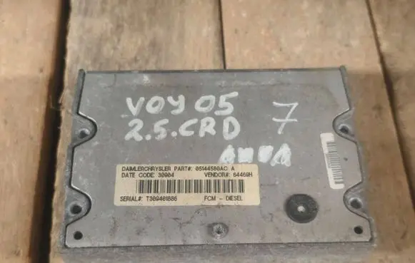 Chrysler Voyager Engine control unit/module 05144580AC 64469H T309401886