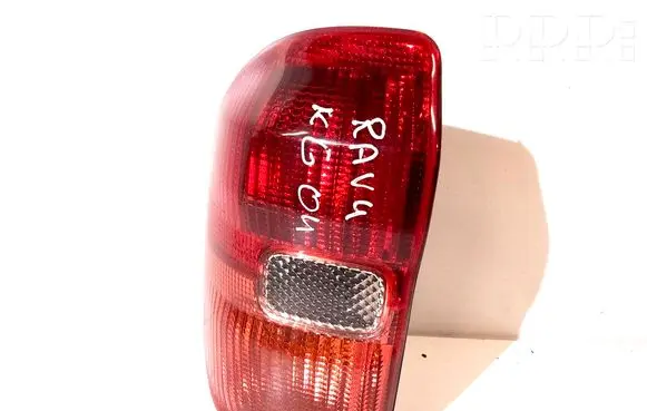 Toyota RAV 4 (XA20) Rear/tail lights
