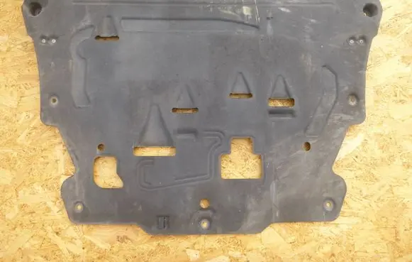 Volvo S90, V90 Engine splash shield/under tray 31378306