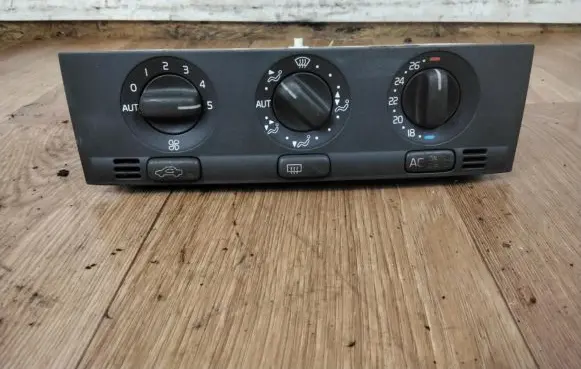 Volvo S40, V40 Climate control unit