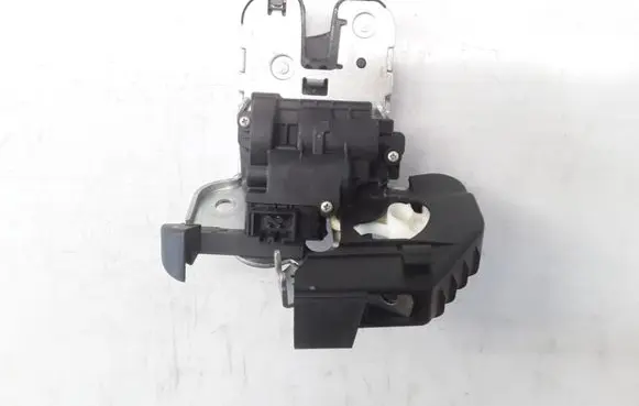 Audi A5 8T 8F Tailgate/trunk/boot lock/catch/latch 8K9827505