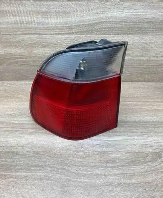 BMW 5 E39 Tailgate rear/tail lights 2496321 2496339
