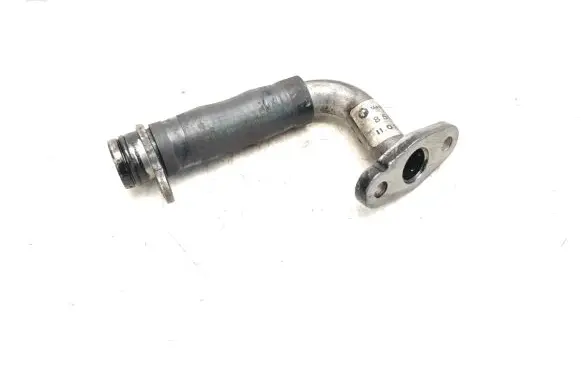Coolant pipe/hose