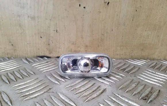 Audi A3 S3 8P Front fender indicator light 8E0949127