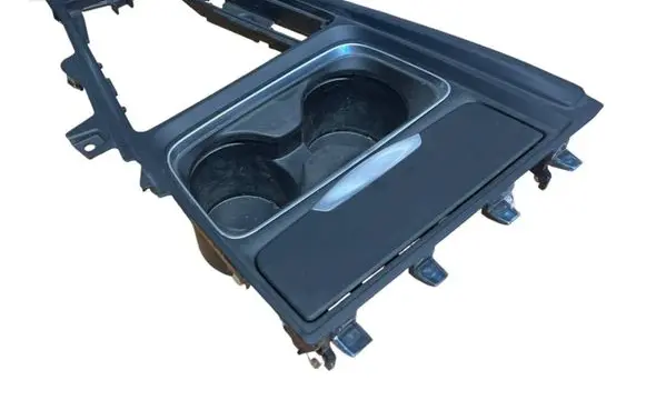 Cup holder front