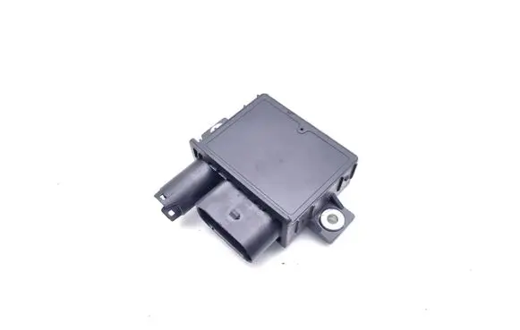 BMW 3 E92 E93 Glow plug pre-heat relay 12218591724
