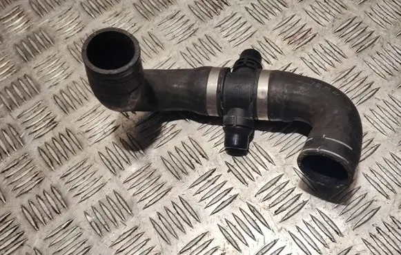 BMW 5 F10 F11 Engine coolant pipe/hose S2000450