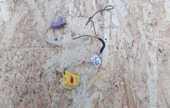 Skoda Fabia Mk2 (5J) Airbag squib ring wiring 1K0971584