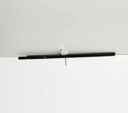 Renault Arkana Front door glass trim molding 803302262R