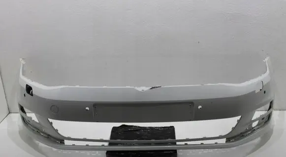 Volkswagen Golf VII Front bumper