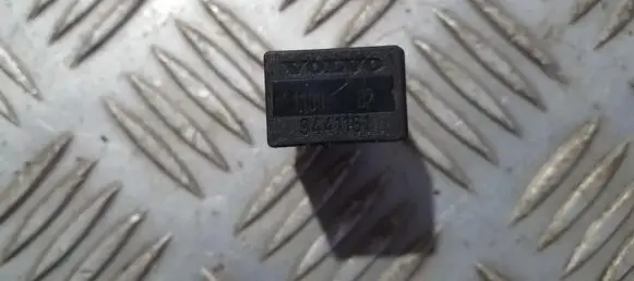 Volvo V70 Other relay 9441161 4rd00781400