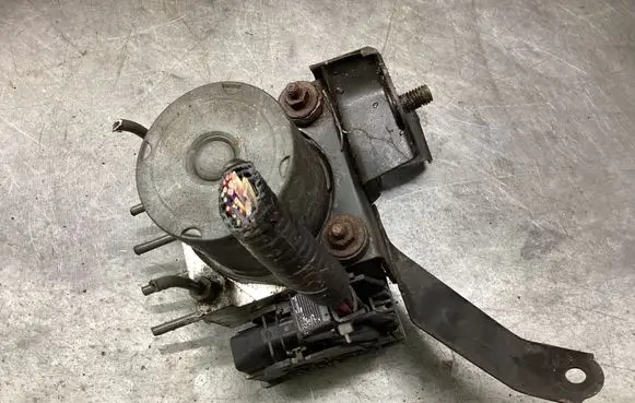 Toyota Corolla Verso AR10 ABS Pump 0265231484 48434510