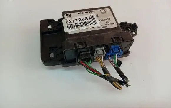 Opel Insignia A Parking PDC control unit/module 13308135