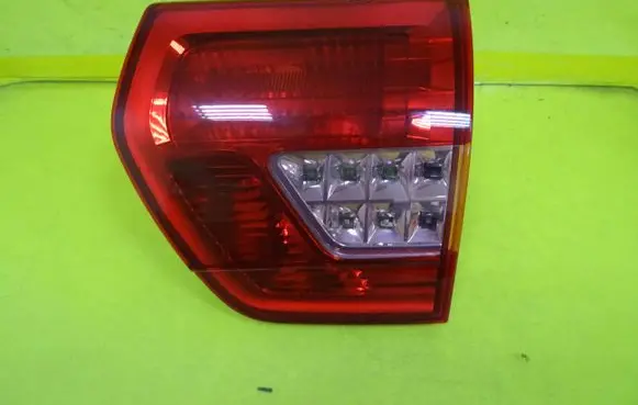 Citroen C5 Tailgate rear/tail lights 9681074280