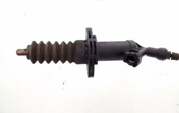 BMW 3 E90 E91 Clutch master cylinder 6785964
