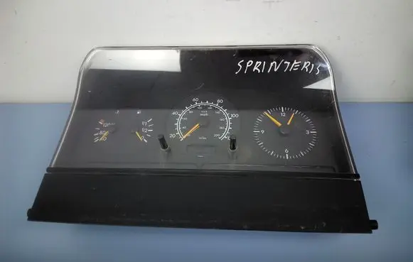 Mercedes-Benz Sprinter W901 W902 W903 W904 Speedometer (instrument cluster) 0005425501