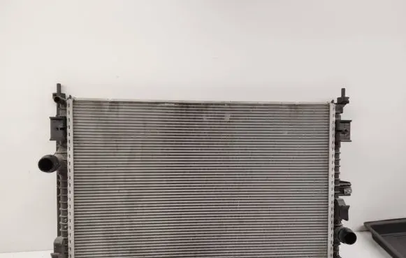 Coolant radiator