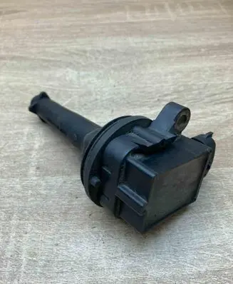Volvo XC90 High voltage ignition coil 9125601 0221604001