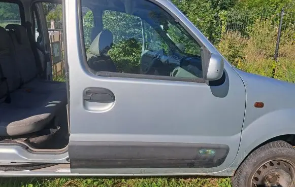 Renault Kangoo I Front door