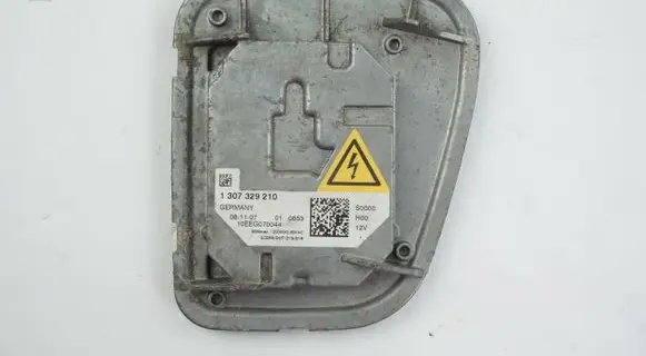 Volvo V50 Xenon control unit/module 1307329210