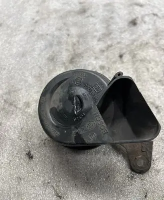Skoda Octavia Mk2 (1Z) Horn signal 803881165