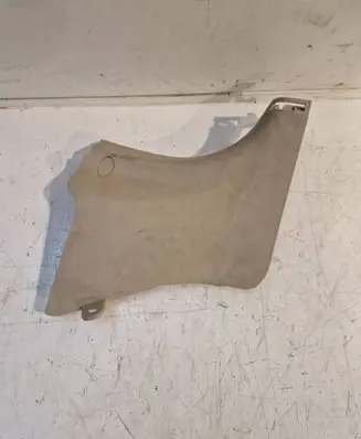 Foot area side trim