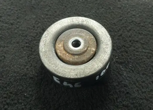 BMW 3 E46 Belt tensioner pulley 308258