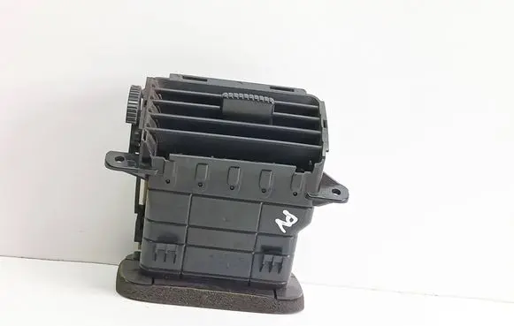 Mazda 3 I Dash center air vent grill BP4K64930