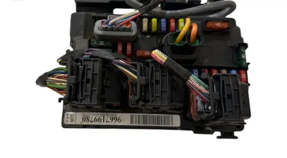 Citroen C3 Picasso BSM Control unit 9667199780