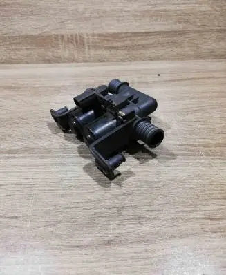 BMW X5 E70 Coolant heater control valve 691054404 1147412166 64116910544