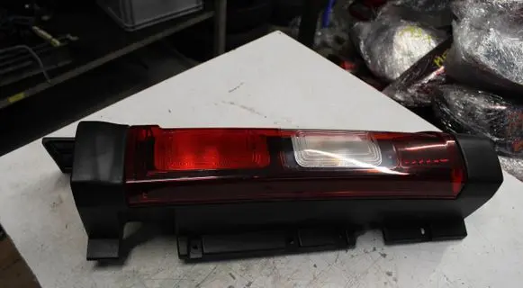 Renault Trafic III (X82) Rear/tail lights