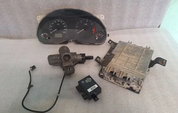 Ford Galaxy Engine ECU kit and lock set 7M0953257AB 5WK48080