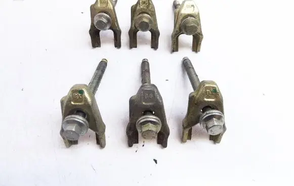 Renault Master III Fuel Injector clamp holder