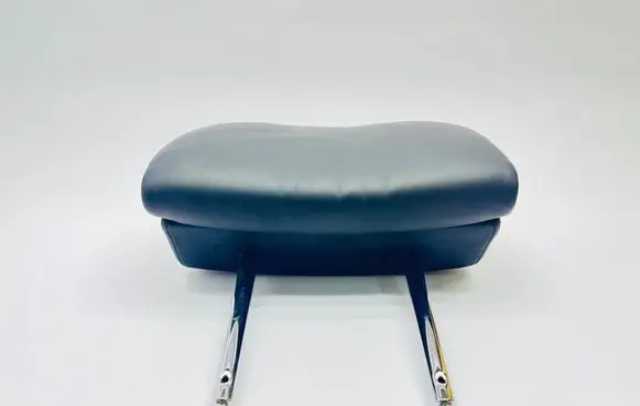BMW 7 F01 F02 F03 F04 Front seat headrest 