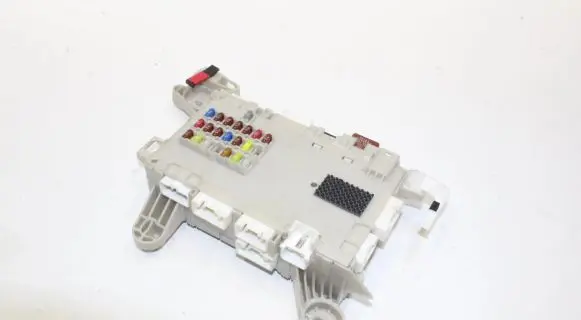 Lexus LS 430 Fuse box set 8273050130