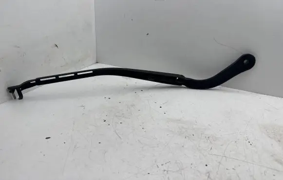 BMW 3 E90 E91 Front wiper blade arm