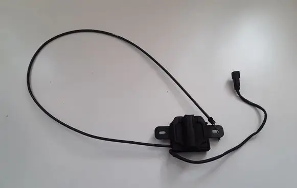 Volvo V60 Engine bonnet (hood) release handle