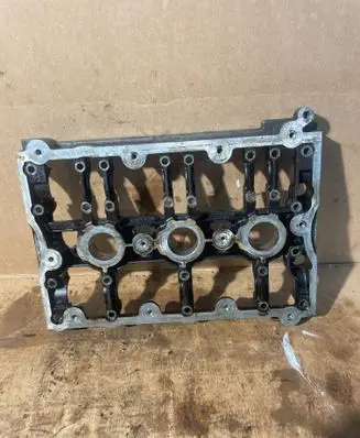 Audi A4 S4 B6 8E 8H Camshaft holder 06C103127F