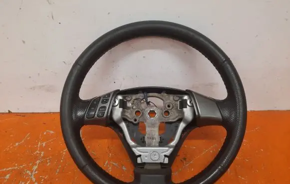 Mazda 3 I Steering wheel