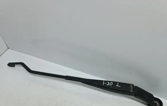 Front wiper blade arm