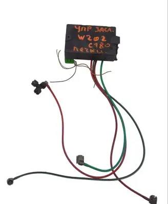 Mercedes-Benz C W202 Fuse box set 2028003415 054033