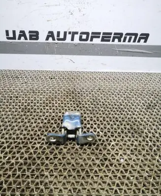 Hyundai i40 Front door upper hinge 793202E000