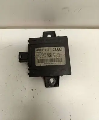 Audi A8 S8 D3 4E Alarm control unit/module 4E0907719 28053787 19300ADBA2L