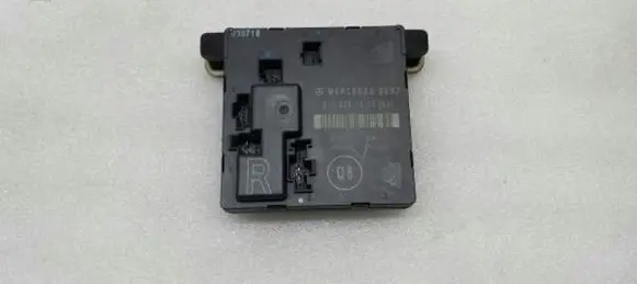 Mercedes-Benz E W211 Door control unit/module A2118201626