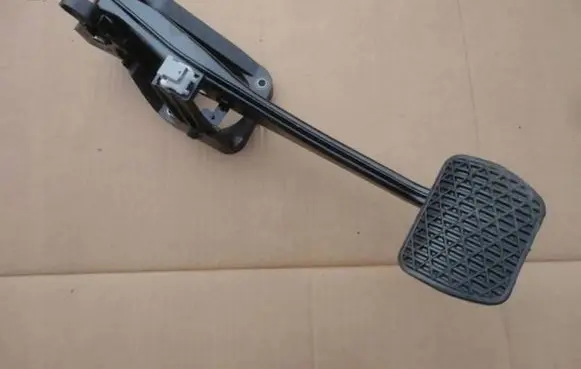 Mercedes-Benz GLA W156 X156 Brake pedal A2462900019