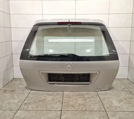 Mercedes-Benz C W203 Tailgate/trunk/boot lid