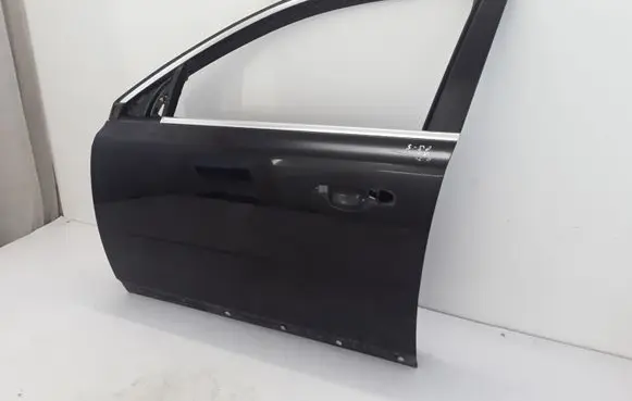 Door (2 Door Coupe)