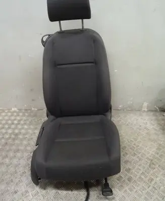 Volkswagen Golf V Front passenger seat